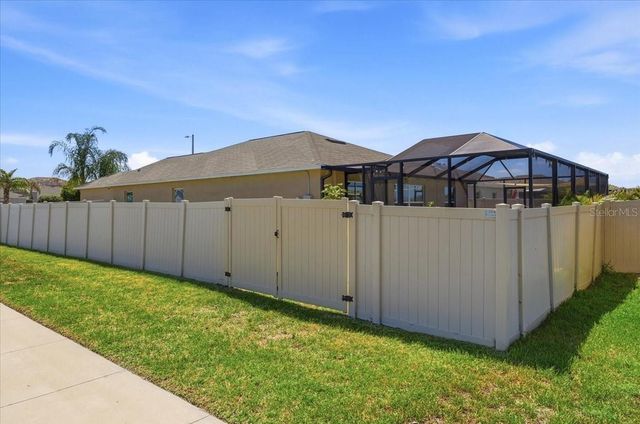 936 ZONE TAILED HAWK PLACE, Ruskin, FL 33570