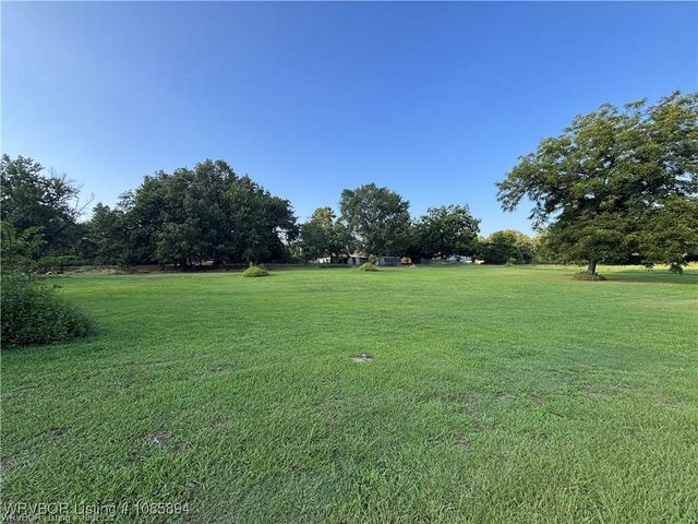 204 E 2nd Street, Hartford, AR 72938