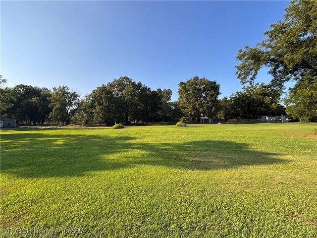 204 E 2nd Street, Hartford, AR 72938