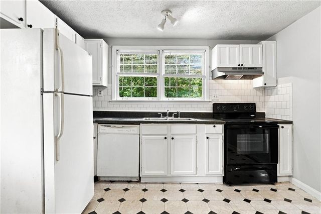 3350 Center Street, Austell, GA 30106