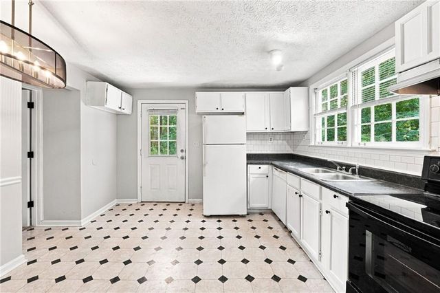 3350 Center Street, Austell, GA 30106