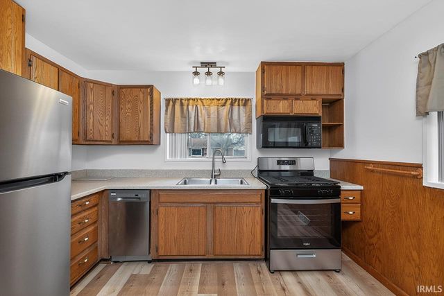 2023 Delaware Street, Mishawaka, IN 46544