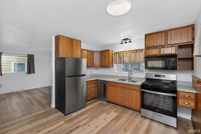 2023 Delaware Street, Mishawaka, IN 46544