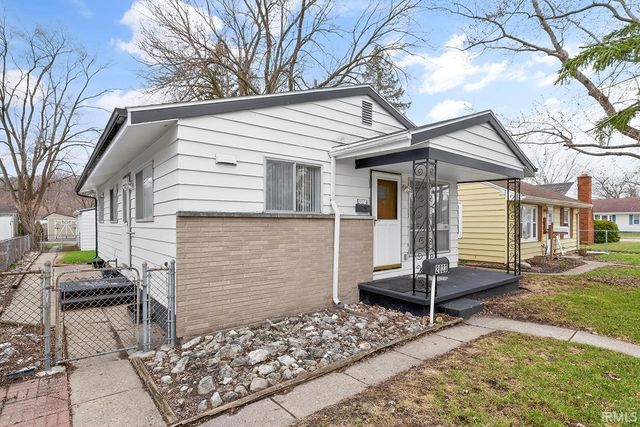 2023 Delaware Street, Mishawaka, IN 46544