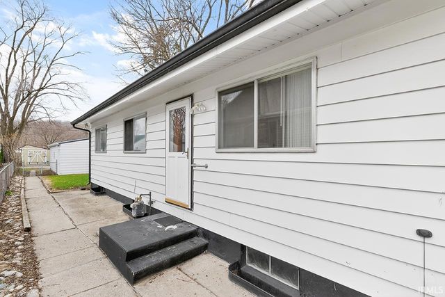 2023 Delaware Street, Mishawaka, IN 46544