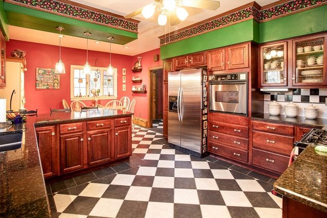 1231 Robeson St, Fall River, MA 02720