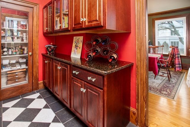 1231 Robeson St, Fall River, MA 02720