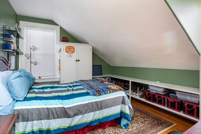 1231 Robeson St, Fall River, MA 02720