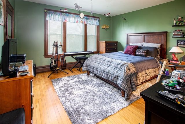 1231 Robeson St, Fall River, MA 02720