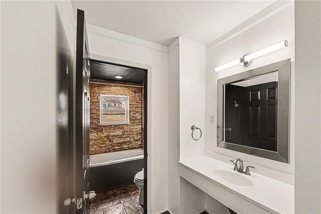 3809 E 96th Street, Kansas City, MO 64137