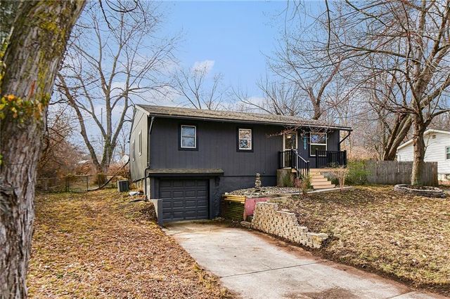 3809 E 96th Street, Kansas City, MO 64137