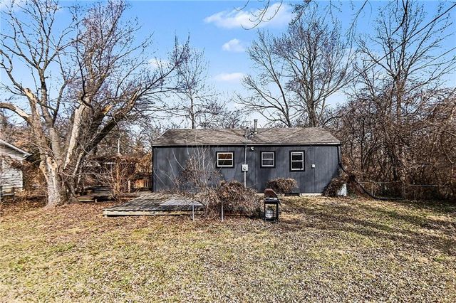 3809 E 96th Street, Kansas City, MO 64137