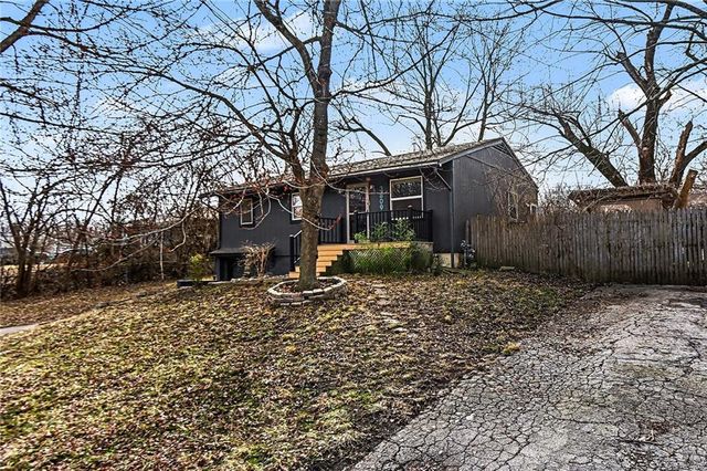 3809 E 96th Street, Kansas City, MO 64137