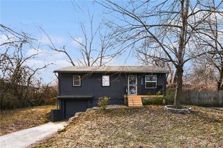 3809 E 96th Street, Kansas City, MO 64137