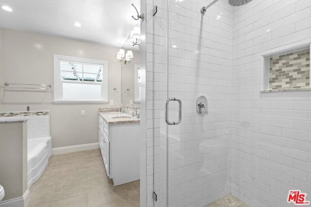 5525 Matilija Avenue, Sherman Oaks, CA 91401