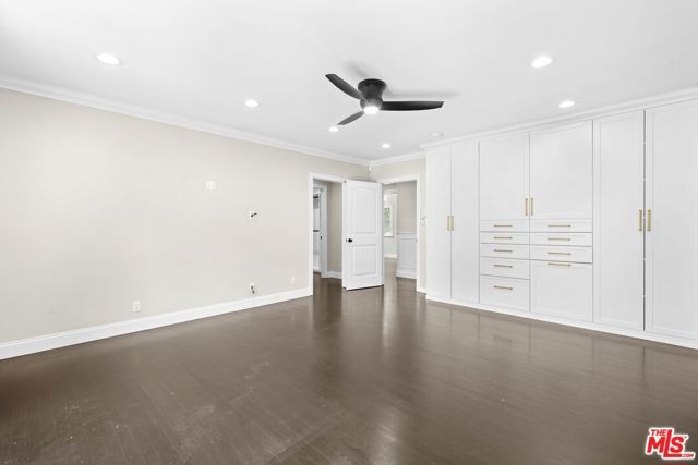 5525 Matilija Avenue, Sherman Oaks, CA 91401