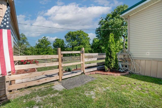12149 E Hwy 92, Williamsburg, KY 40769
