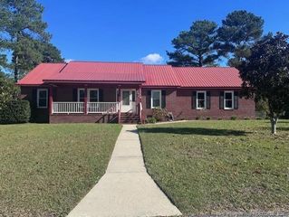 1350 Butterwood Circle, Fayetteville, NC 28314