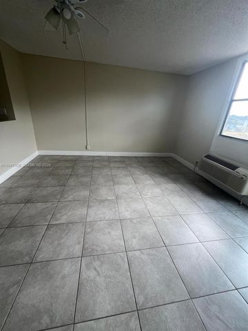 2701 Riverside Dr 308-B, Coral Springs, FL 33065