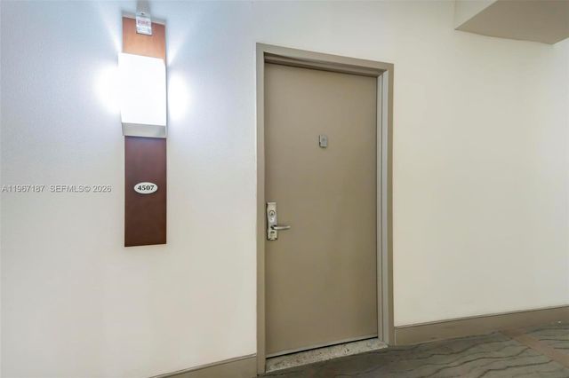 1750 N Bayshore Drive 4507, Miami, FL 33132