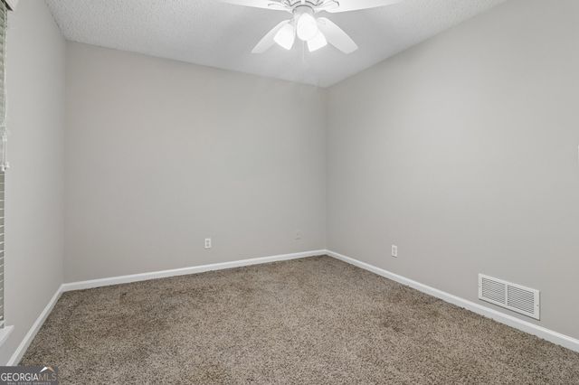 923 Bay Berry Lane, Lawrenceville, GA 30043