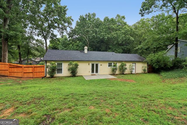 923 Bay Berry Lane, Lawrenceville, GA 30043