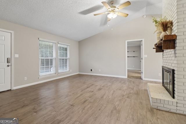 923 Bay Berry Lane, Lawrenceville, GA 30043