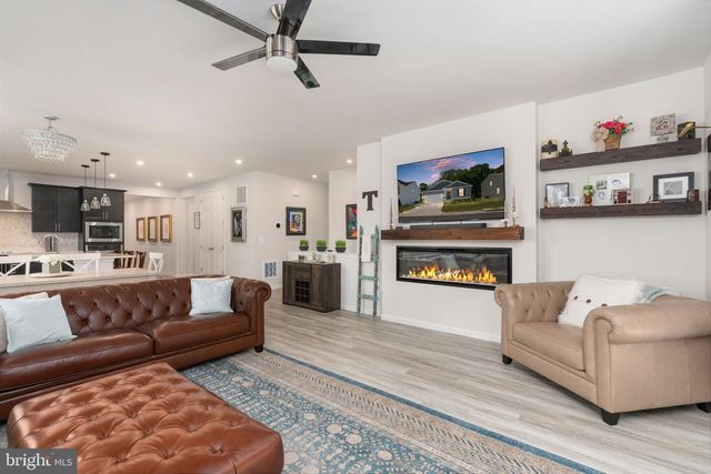 6306 BOBCAT LN, King George, VA 22485