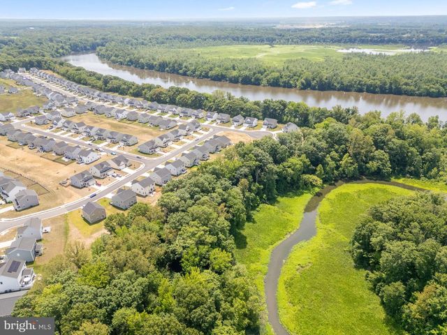 6306 BOBCAT LN, King George, VA 22485