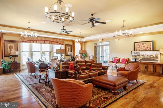 6306 BOBCAT LN, King George, VA 22485