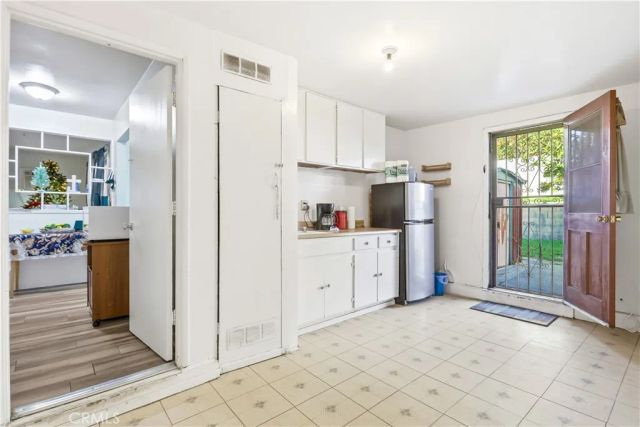 11474 Gladstone, Sylmar, CA 91342