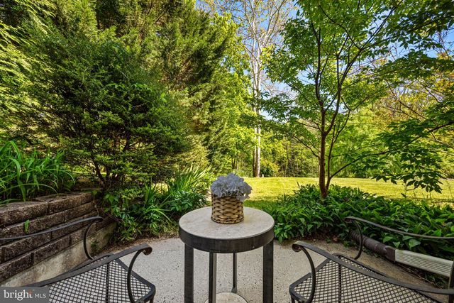 734 CORNELIA PL, Philadelphia, PA 19118