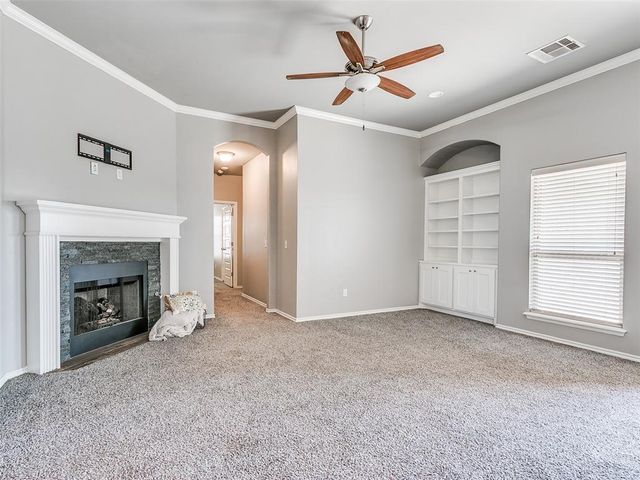 708 Redvine Road, Yukon, OK 73099