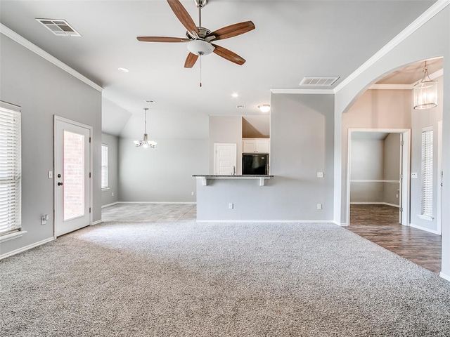 708 Redvine Road, Yukon, OK 73099