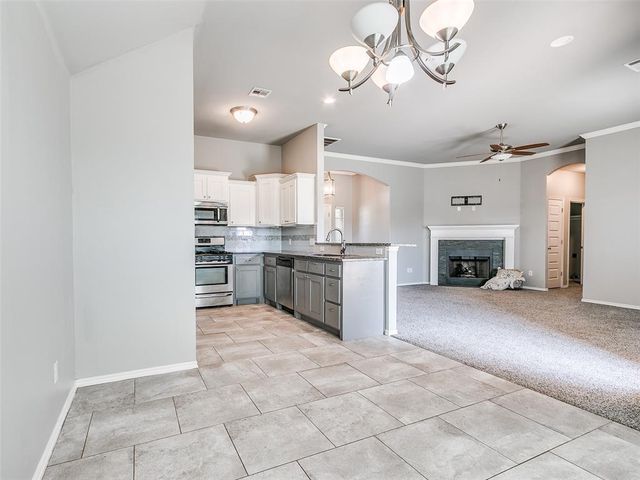 708 Redvine Road, Yukon, OK 73099