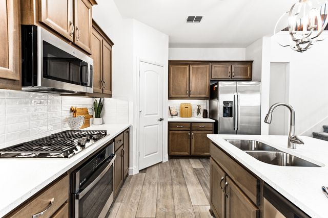 1016 Joy Mill Place, Lavon, TX 75166