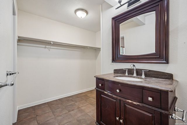 10208 Flatland Trail, Converse, TX 78109