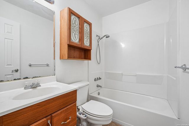 10208 Flatland Trail, Converse, TX 78109