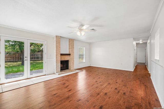 10208 Flatland Trail, Converse, TX 78109