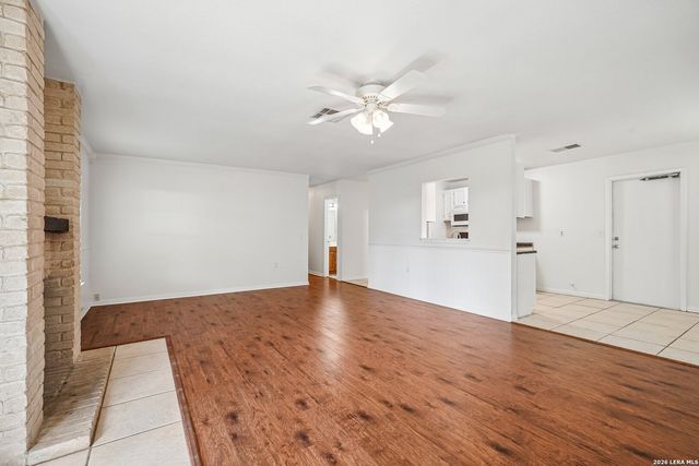 10208 Flatland Trail, Converse, TX 78109