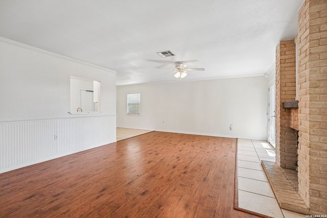 10208 Flatland Trail, Converse, TX 78109