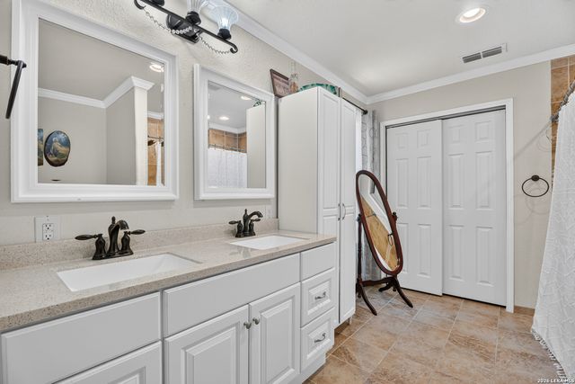 115 CARMEN PL, San Antonio, TX 78207