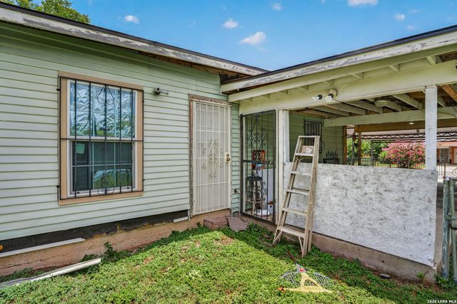 115 CARMEN PL, San Antonio, TX 78207