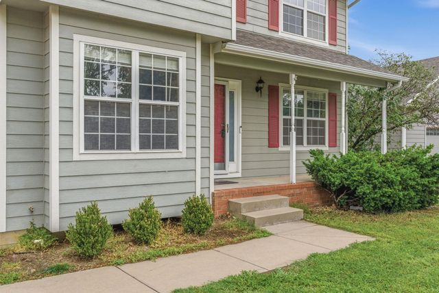 2720 N Beacon Hill, Wichita, KS 67220