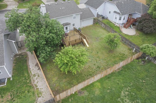 2720 N Beacon Hill, Wichita, KS 67220