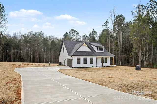 1055 Castle Mill Lane, Salisbury, NC 28147