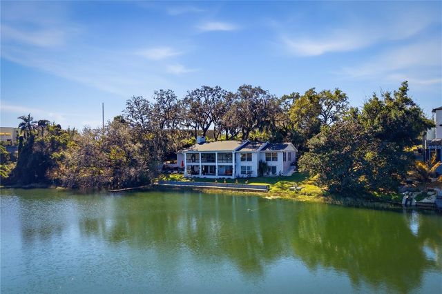 3105 S LAKESHORE COURT, Eustis, FL 32726