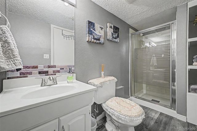 5868 W Asbury Place, Lakewood, CO 80227