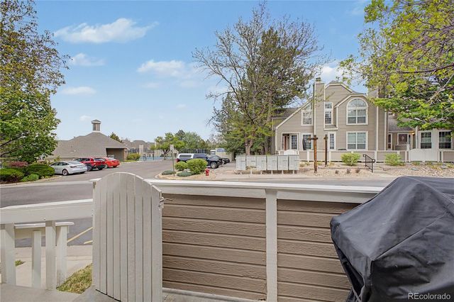 5868 W Asbury Place, Lakewood, CO 80227