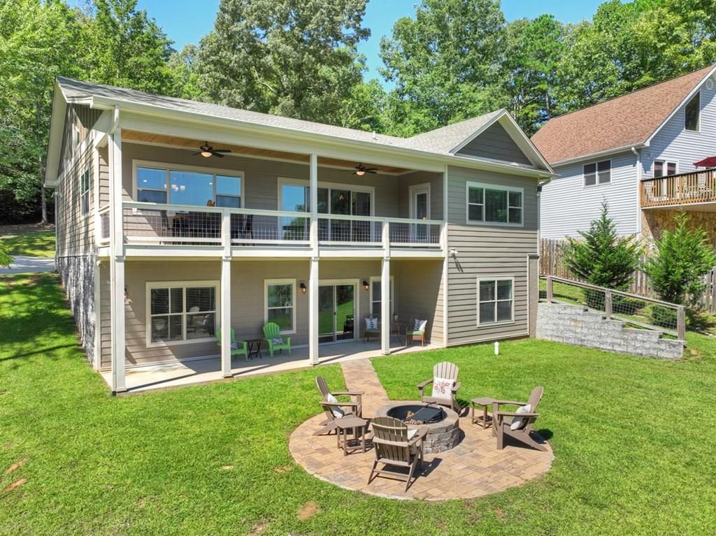 210 Twin Brook Drive, Blairsville, GA 30512
